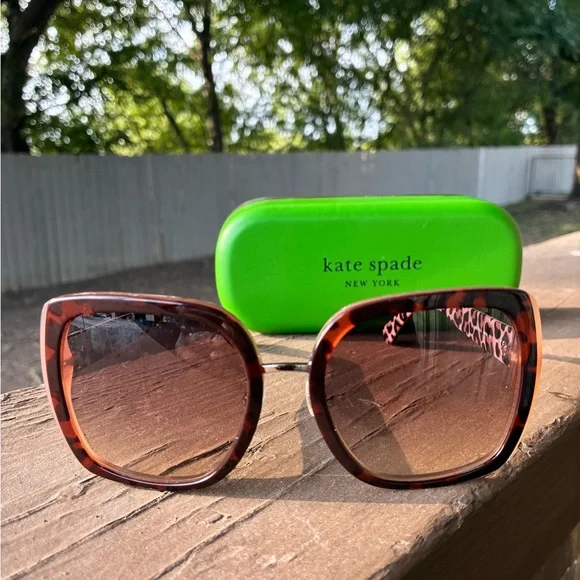 Kate Spade Sunglasses - Picture 3 of 8